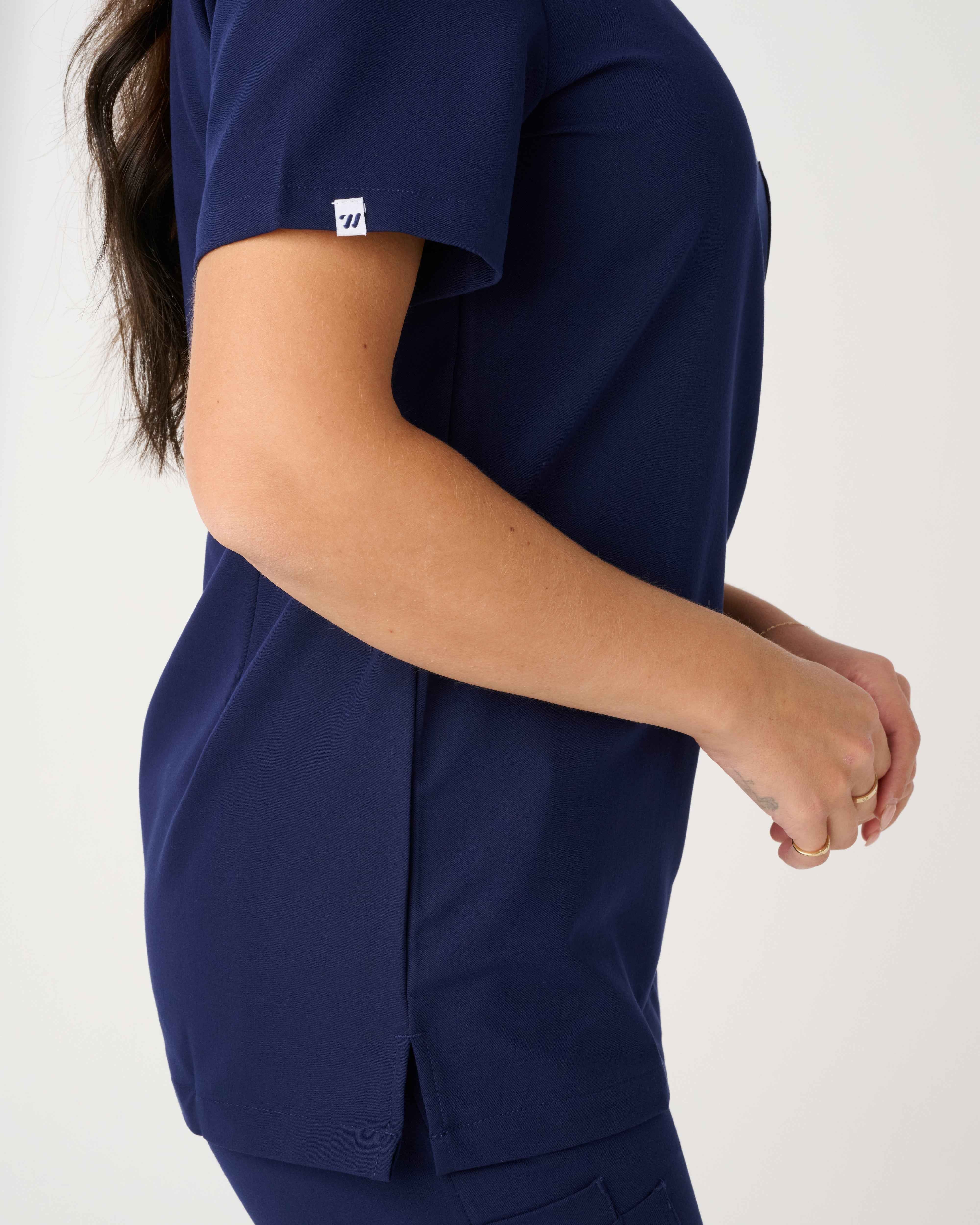 BRISBANE One-Pocket Scrub Top Navy