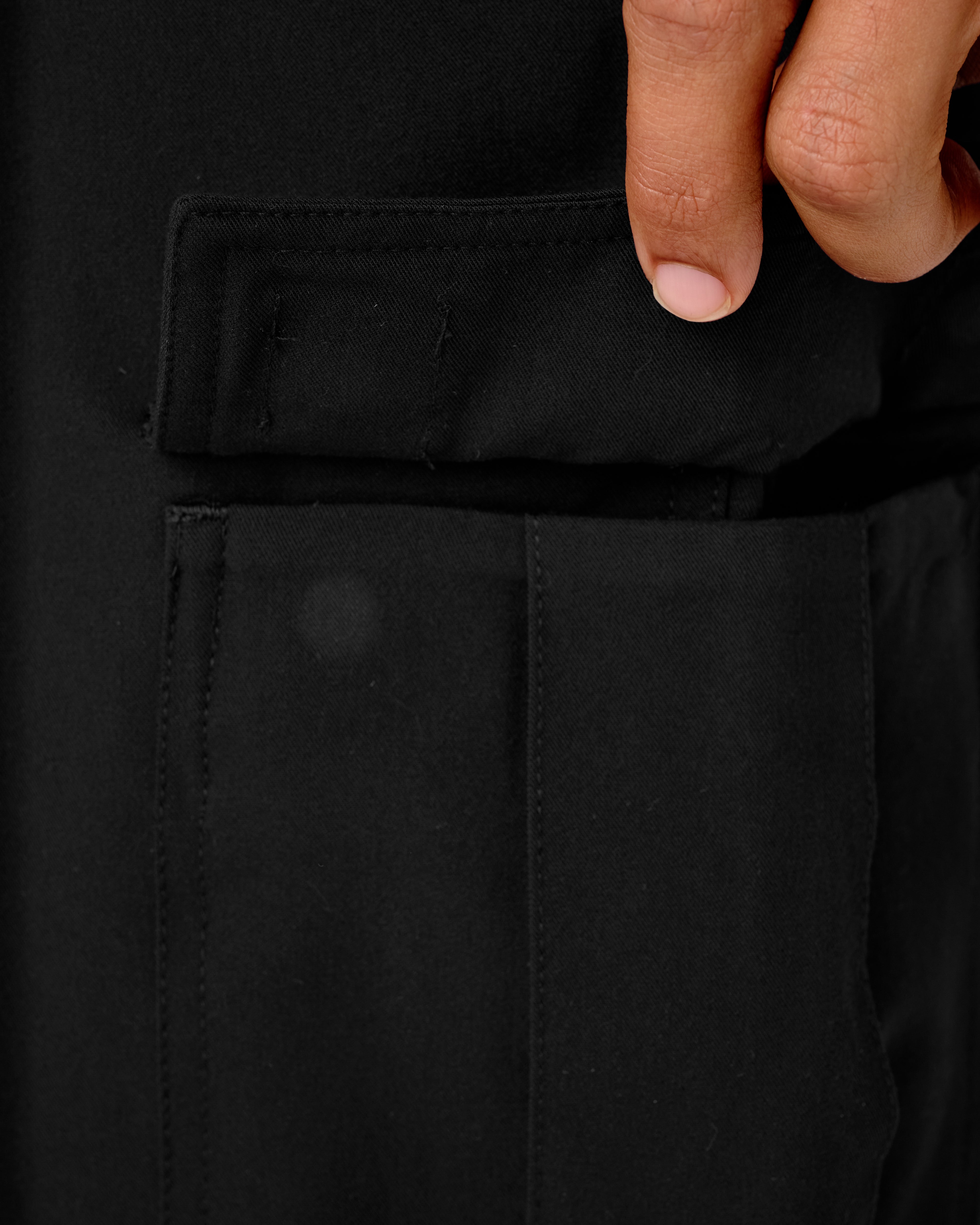 DARWIN Straight Leg Cargo Pants Black