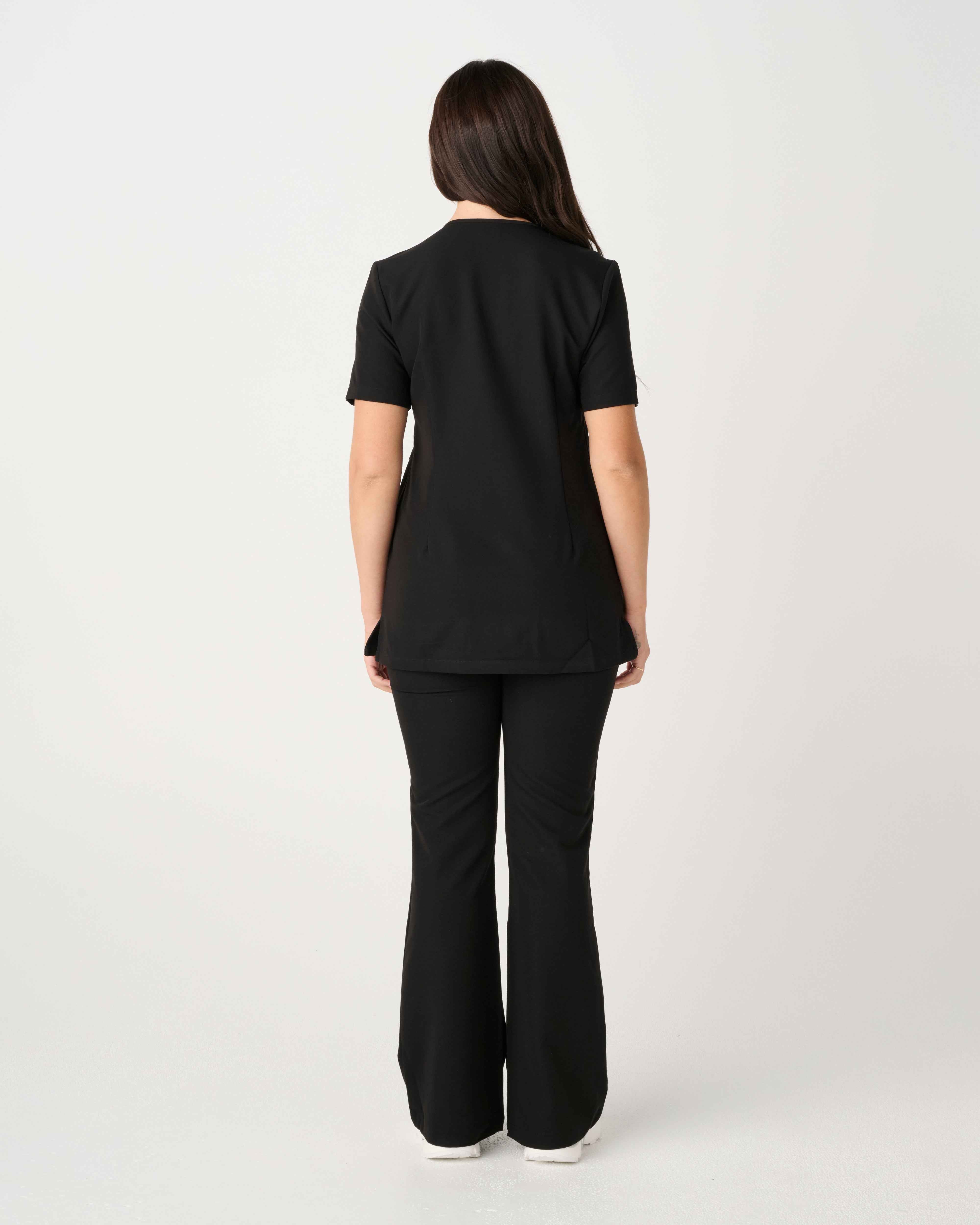 MELBOURNE Three-Pocket Scrub Top Black